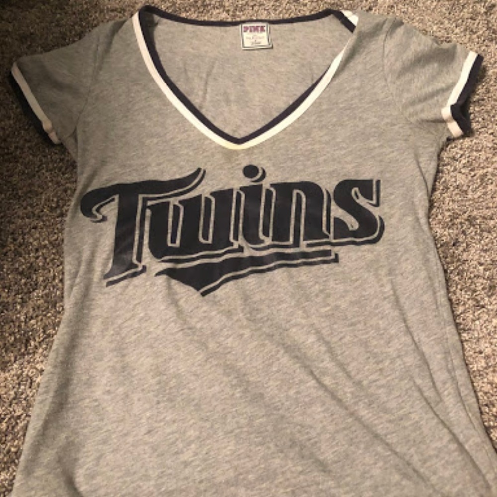 Victoria's Secret PINK Twins V-neck